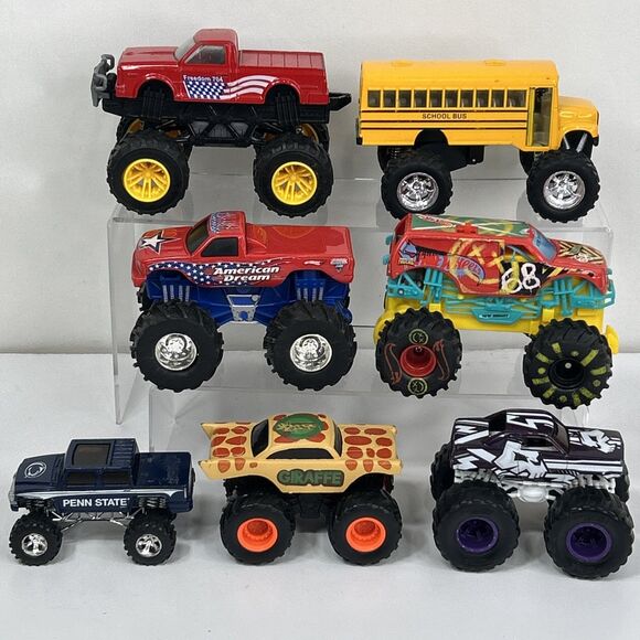Monster Truck Lot School Bus Penn State Patriot Demo Derby Rig Giraffe Pullback - Picture 1 of 6